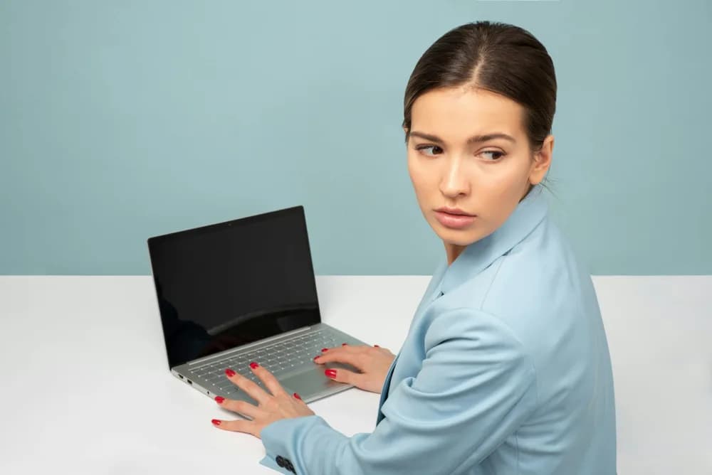 Refonte Learning cybersecurity engineering in 2026 professional working on secure systems and digital security strategy using a laptop.